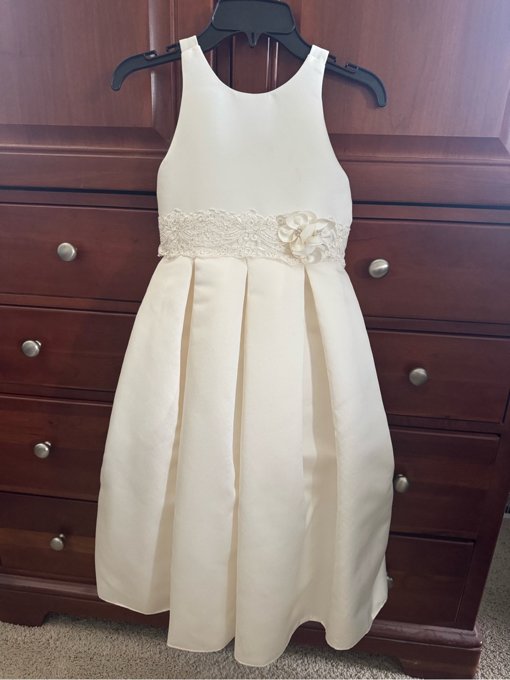 Joan Calabrese flower girl dress size 5